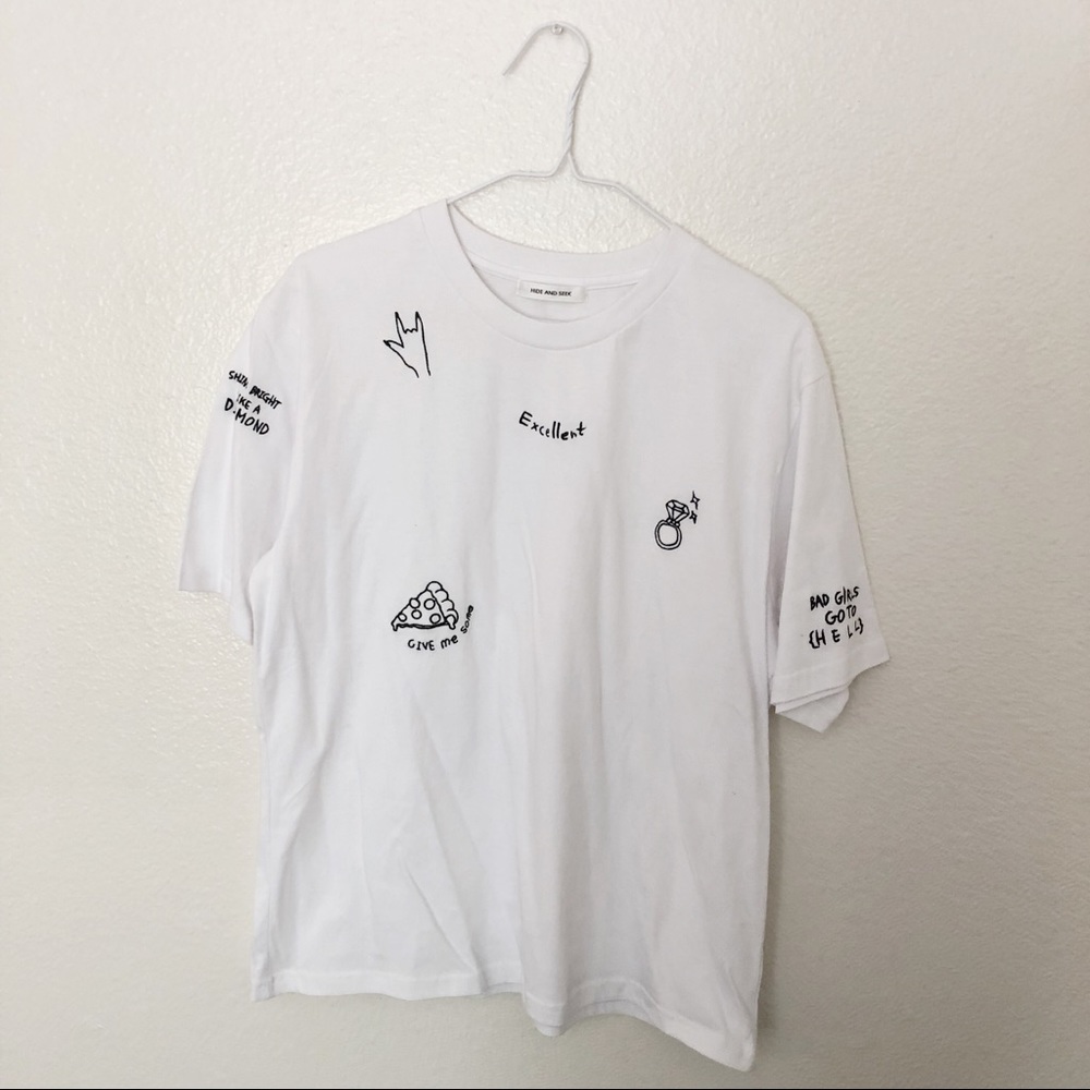 🕊White random doodle shirt 🕊